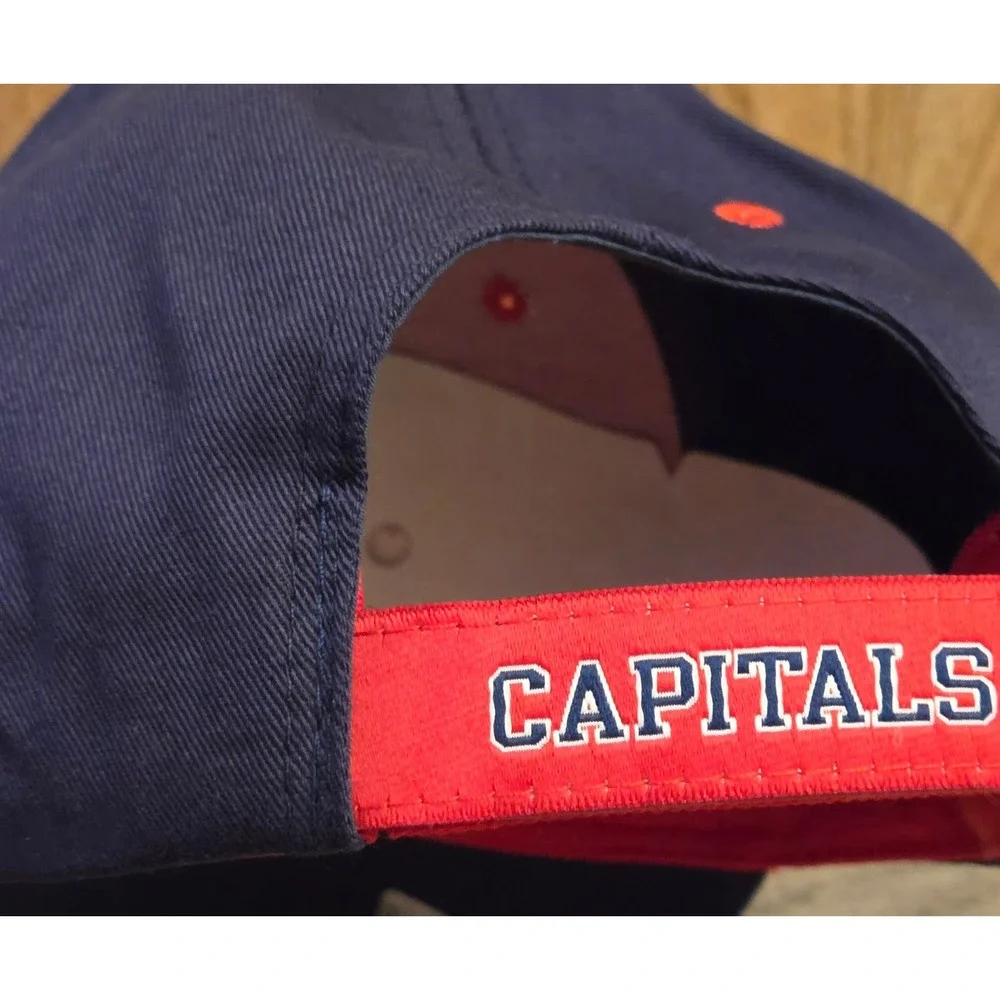 NWOT Washington Capitals Reebok Strapback Cap Hat